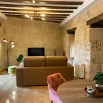 Plaza Mayor Con 2 Balcones A La Misma Plaza Mayor *